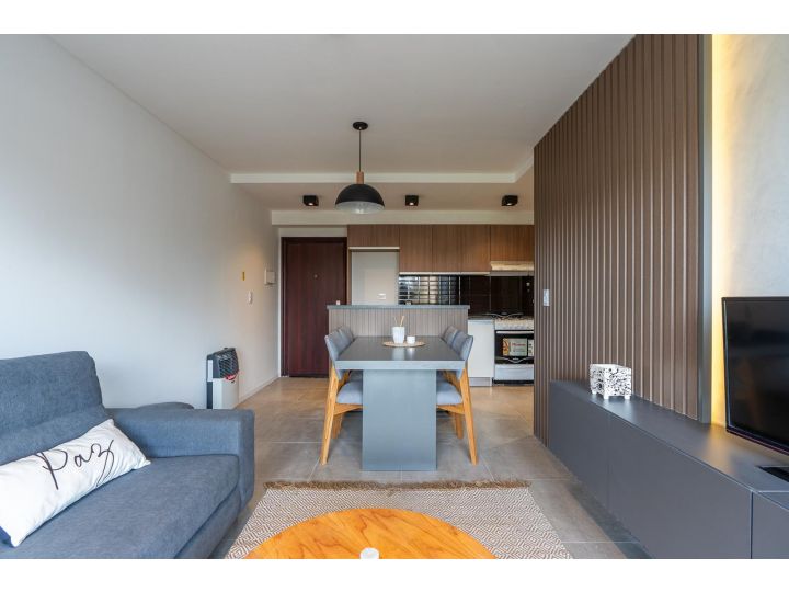 BOULEVARD  AVELLANEDA 738  - A ESTRENAR  -