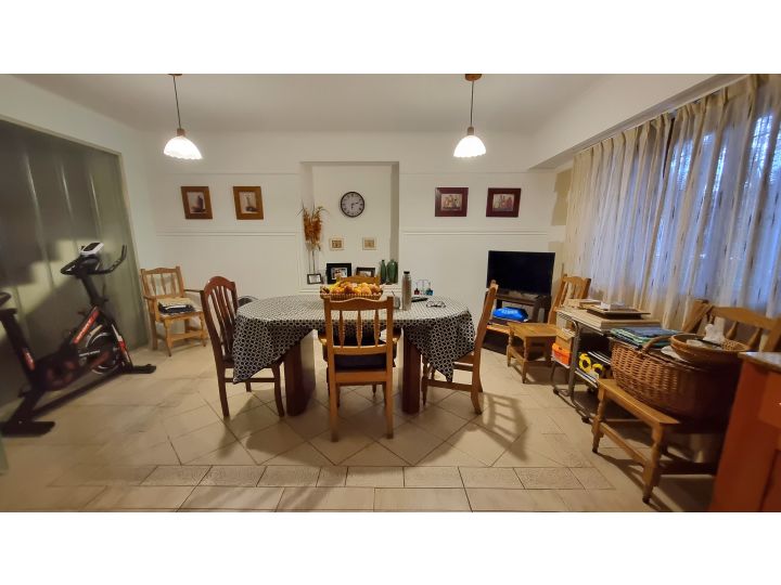 OLIVE  1399  -  CASA 3 DORMITORIOS C/COCHERA - LA FLORIDA -