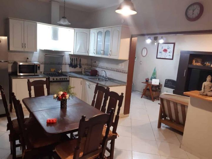 PAYSANDU  521  -  CASA INTERNA  2  DORMITORIOS -