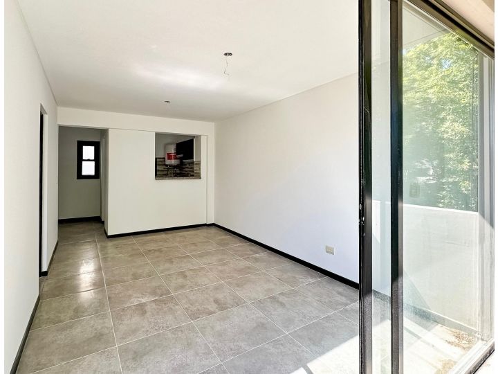 SANTIAGO 1431  -  1 DORMITORIO - PATIO -