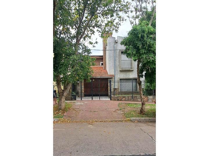 WARNES 1054  - IDEAL REFACCION  -